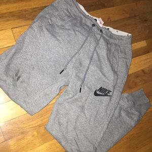 Nike joggers